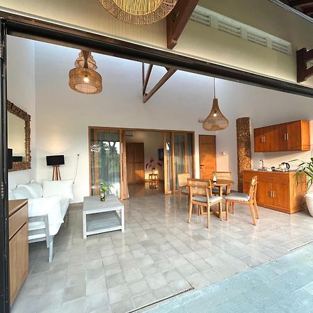 Boutique Villa Jogja Senang Yogyakarta Exterior foto